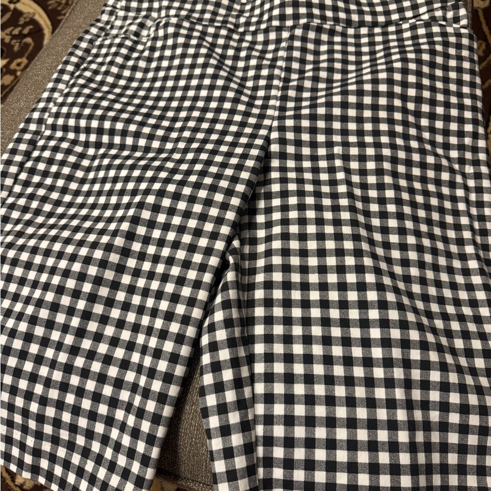 Croft & Barrow Black and White Bermuda Shorts Classic Gingham Design 18R